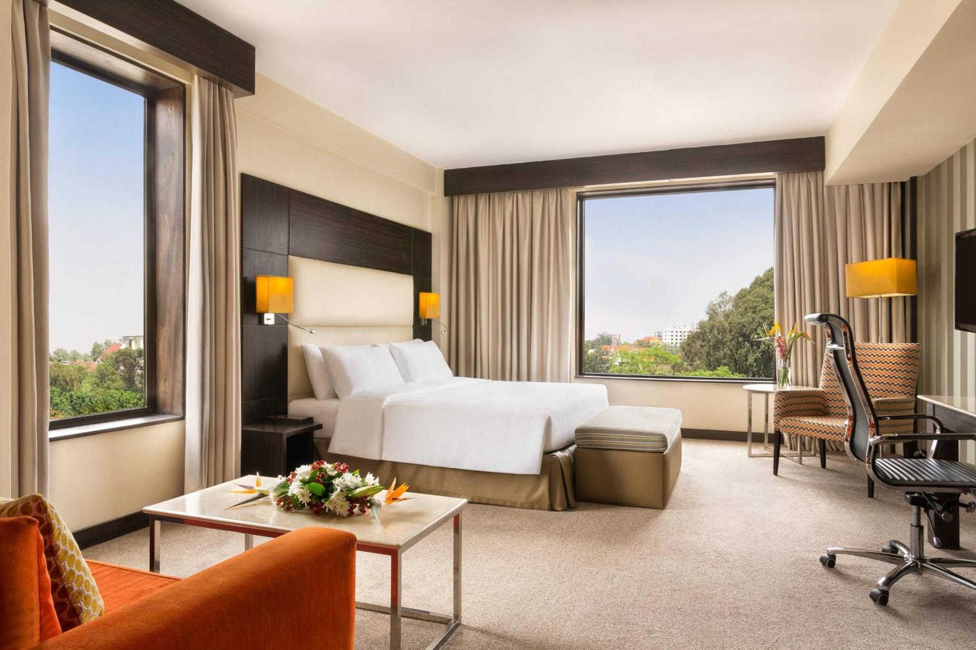 Four Points By Sheraton Nairobi Hurlingham Екстериор снимка